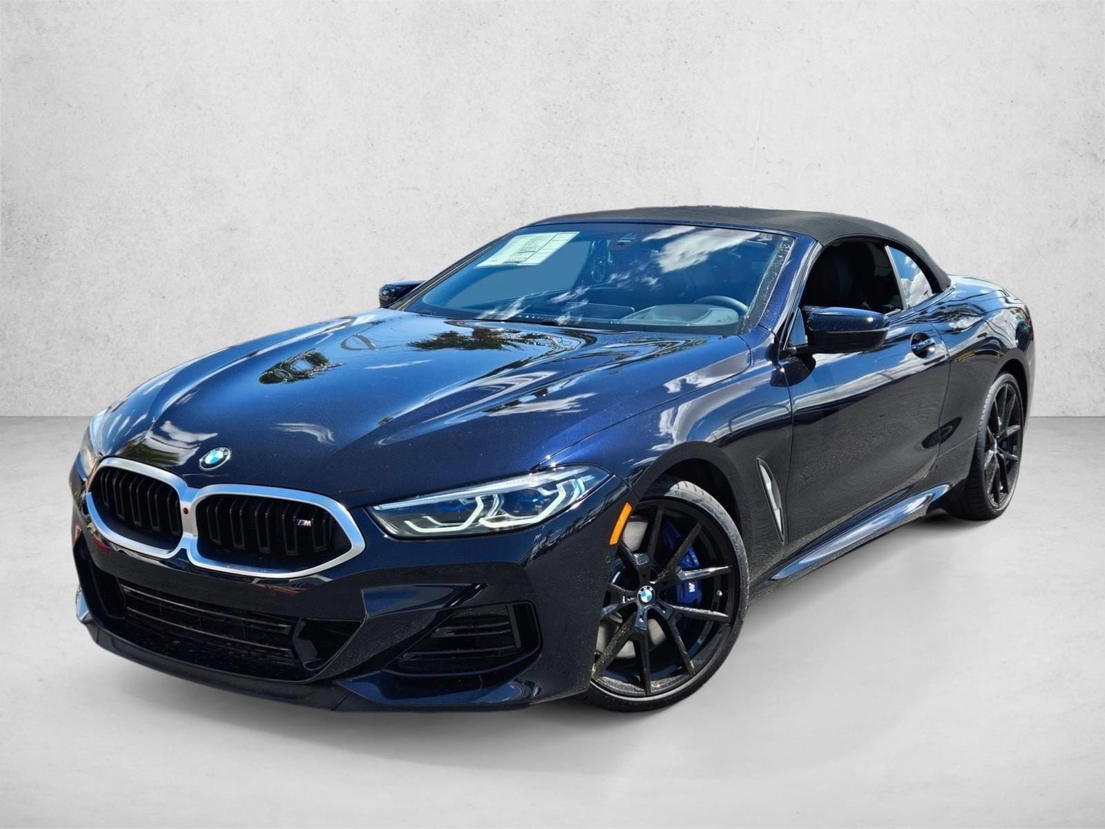 2026 BMW 8 Series M850i xDrive Convertible's photo