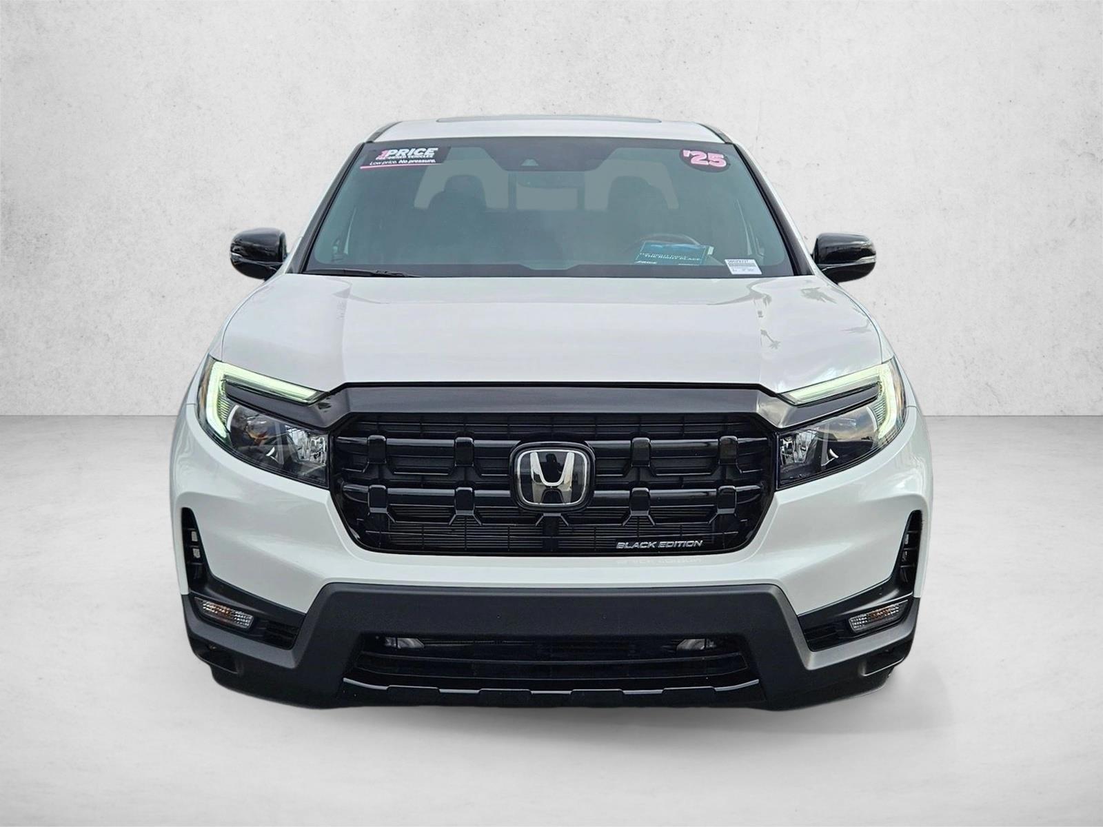 2025 Honda Ridgeline Black Edition photo 2