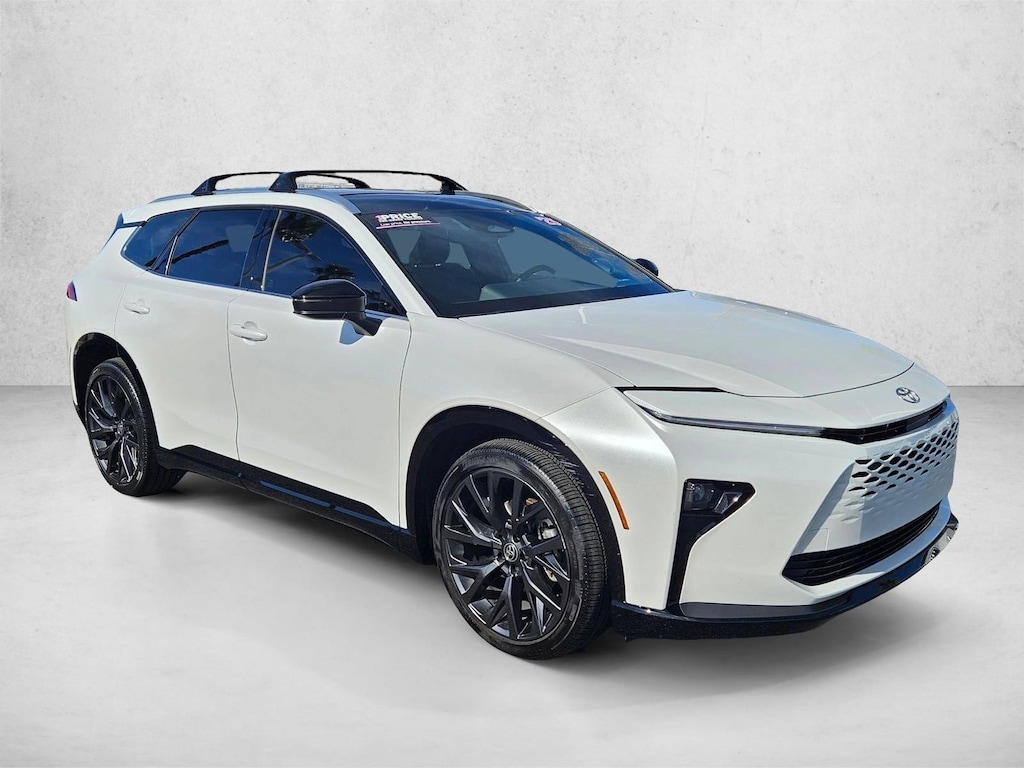 Used 2025 Toyota Crown Signia Limited SUV