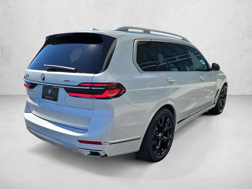 New 2027 BMW X7 xDrive40i SUV