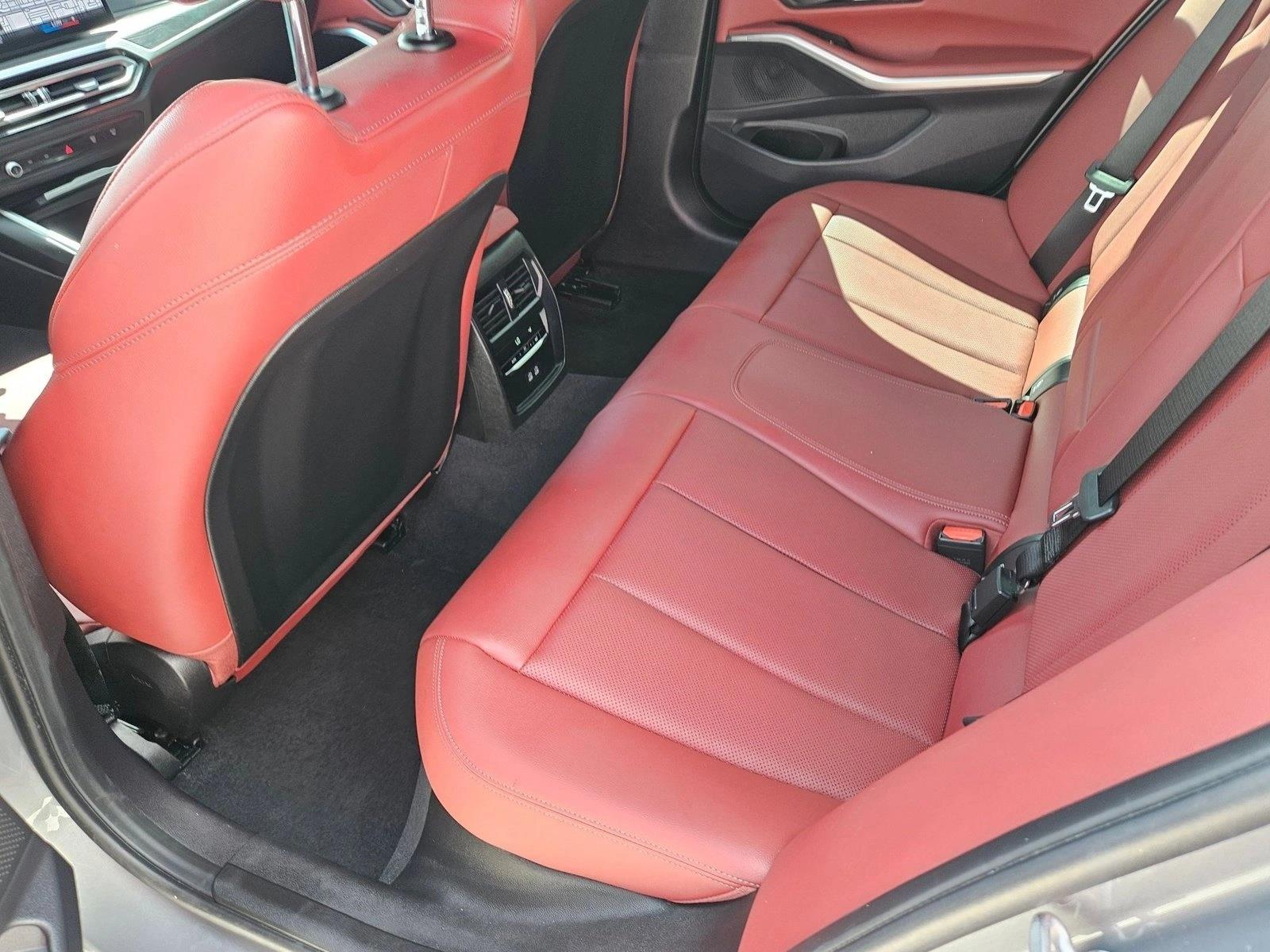 2024 BMW 3 Series 330i - Photo 19