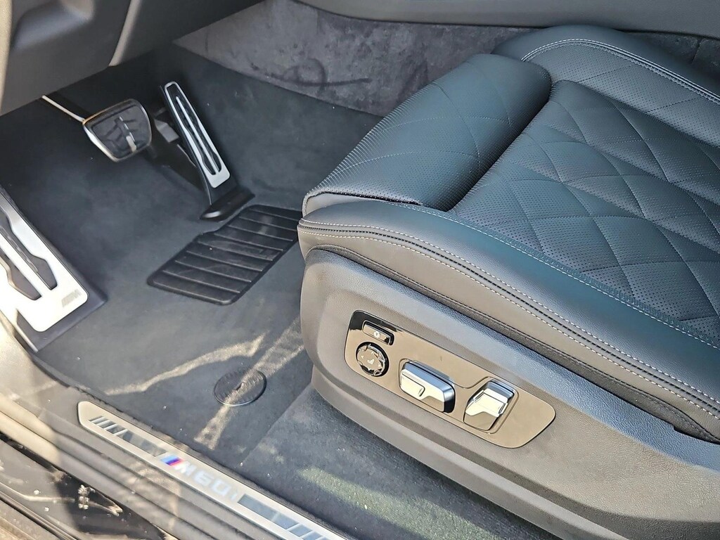 New 2026 BMW X5 M60i SUV