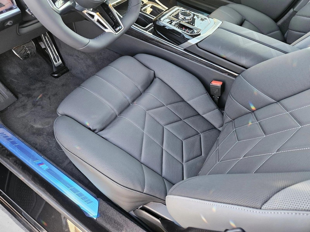 New 2026 BMW 740i Sedan