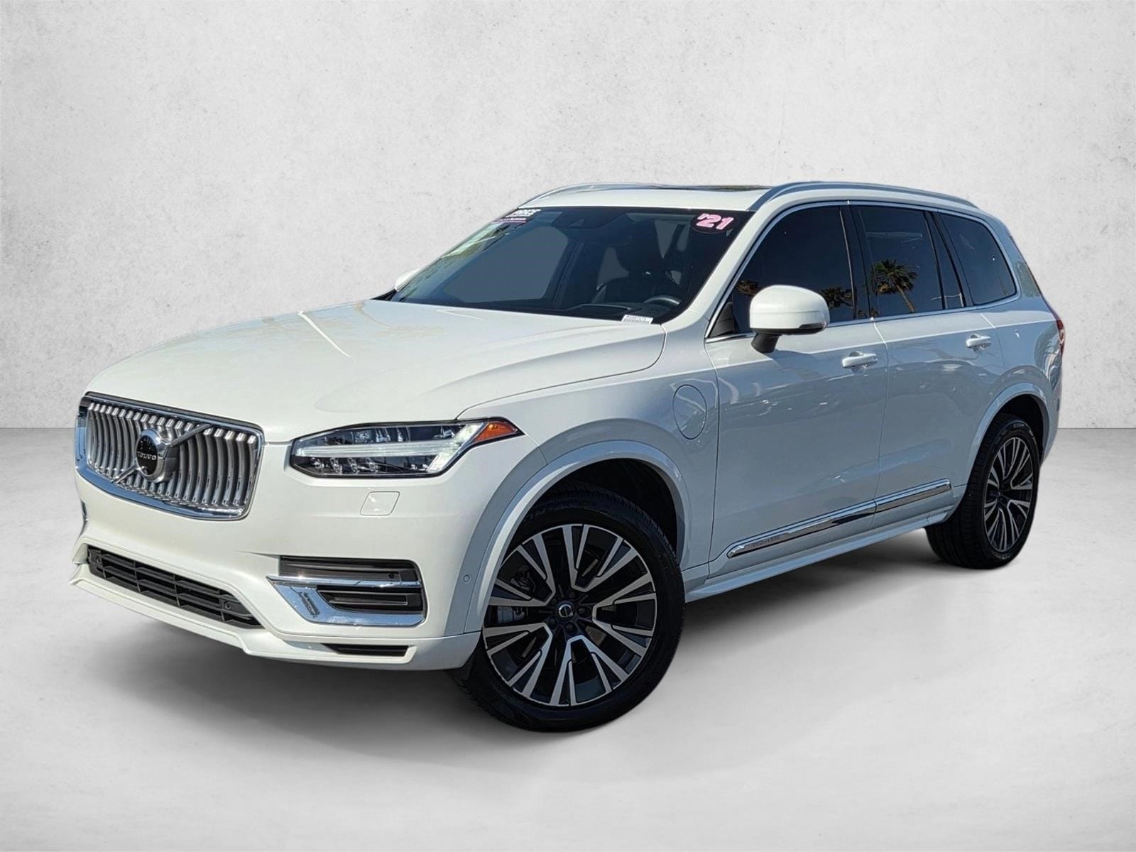 2021 Volvo XC90 T8 Recharge Inscription Expression AWD's photo
