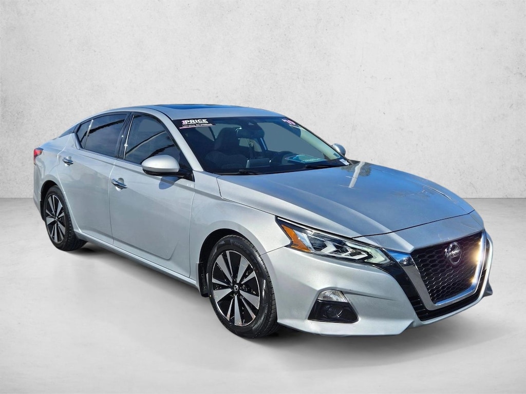 Used 2019 Nissan Altima 2.5 SV Sedan