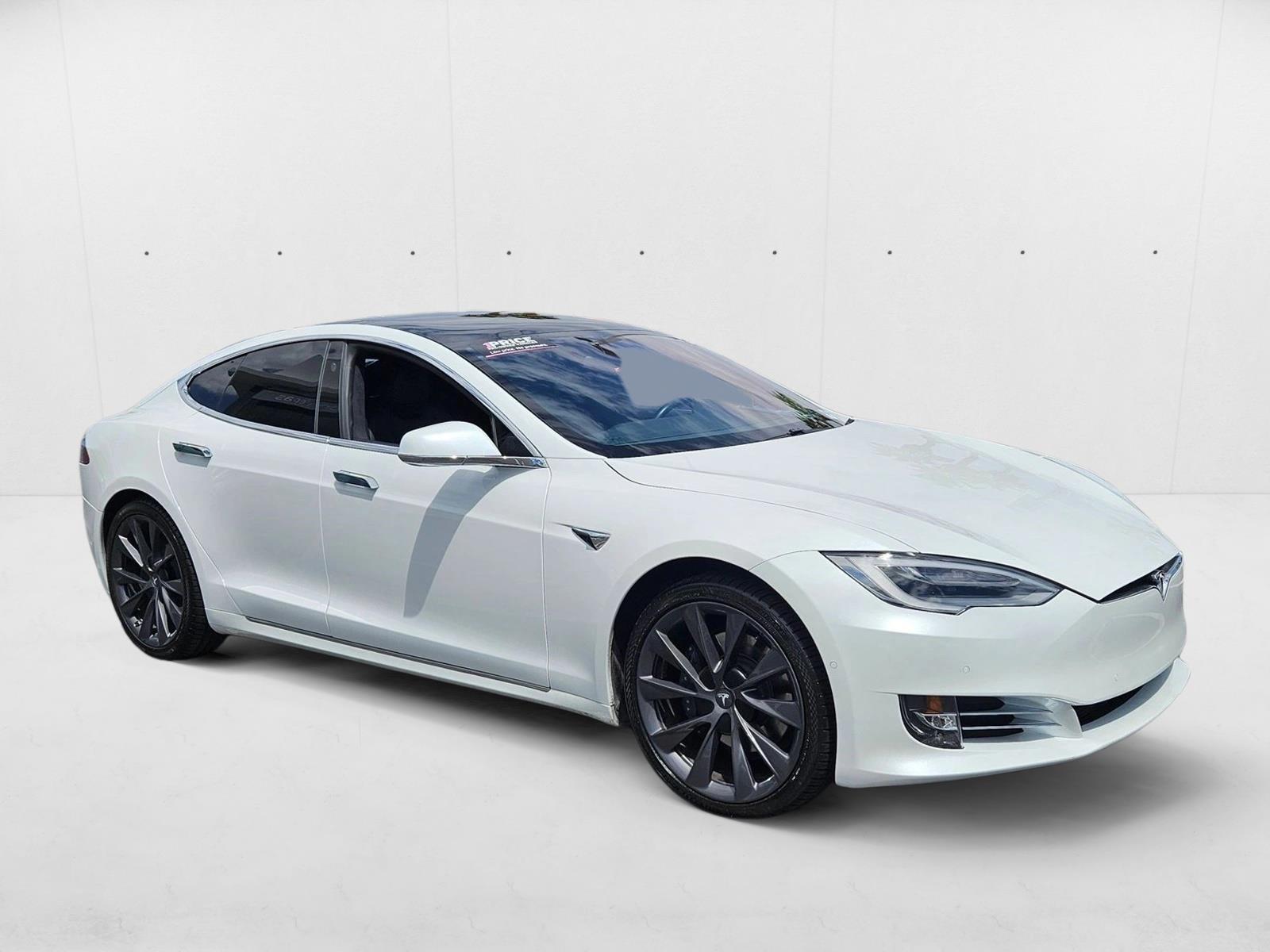 2021 Tesla Model S Long Range photo 3