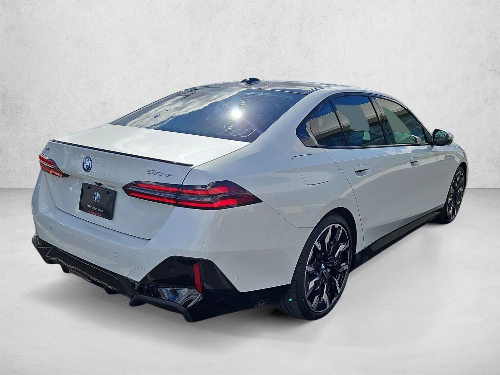 New 2027 BMW 550e xDrive Sedan