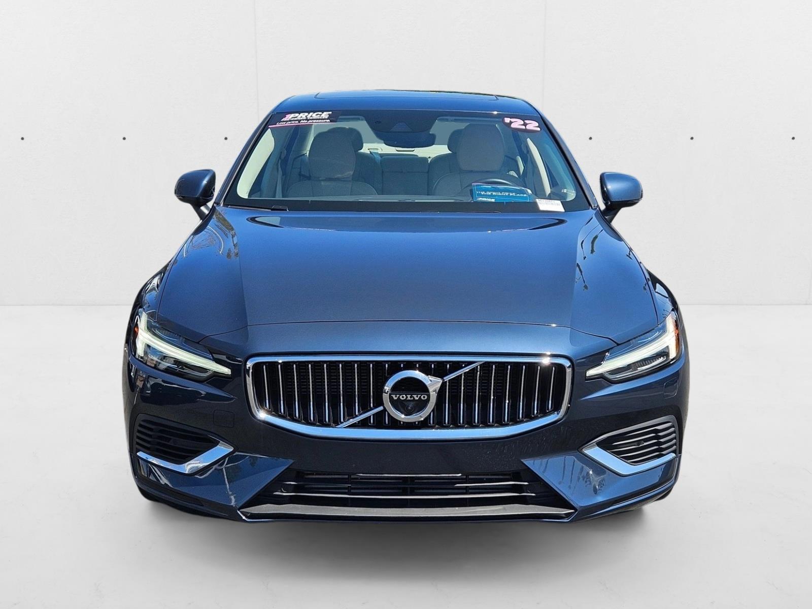 2022 Volvo S60 Recharge T8 Inscription photo 2