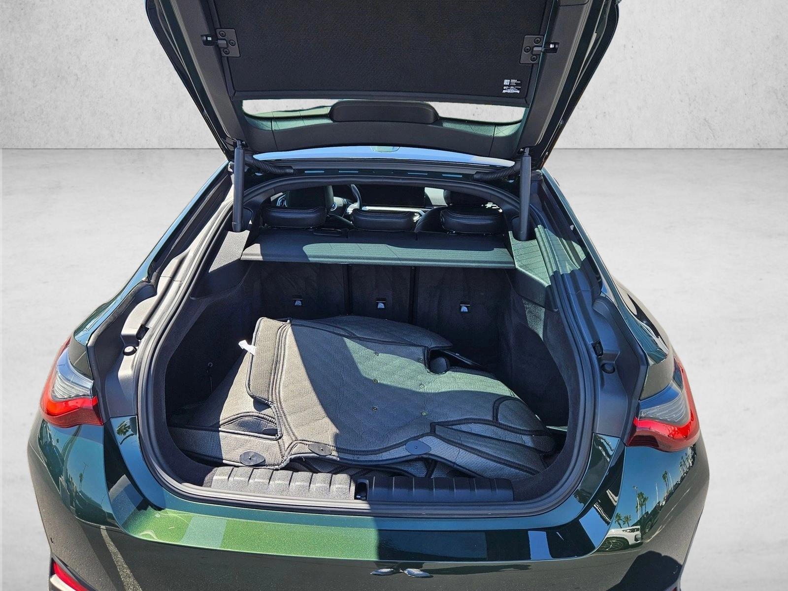2023 BMW i4 35 - Photo 6