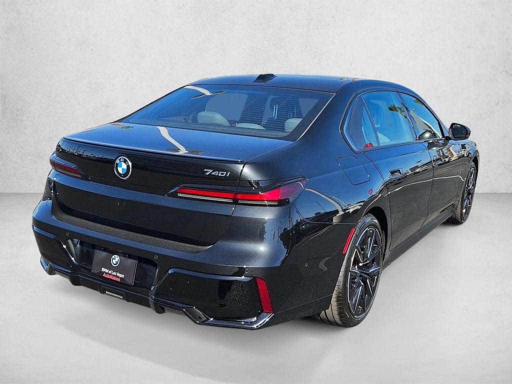 New 2026 BMW 740i Sedan