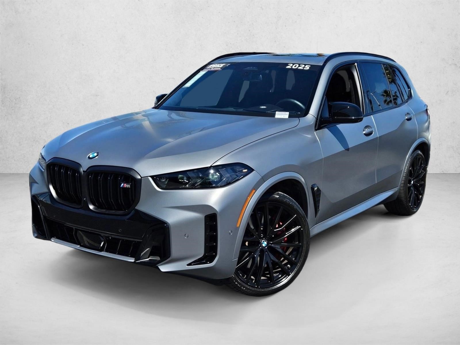 2025 BMW X5 M60i's photo