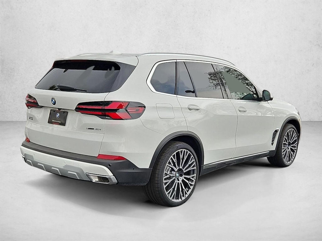 New 2026 BMW X5 sDrive40i SUV