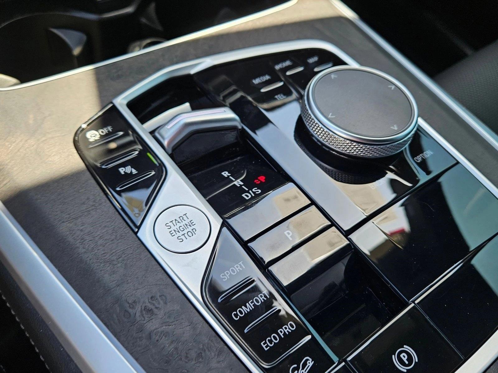 2025 BMW X5 40i - Photo 14
