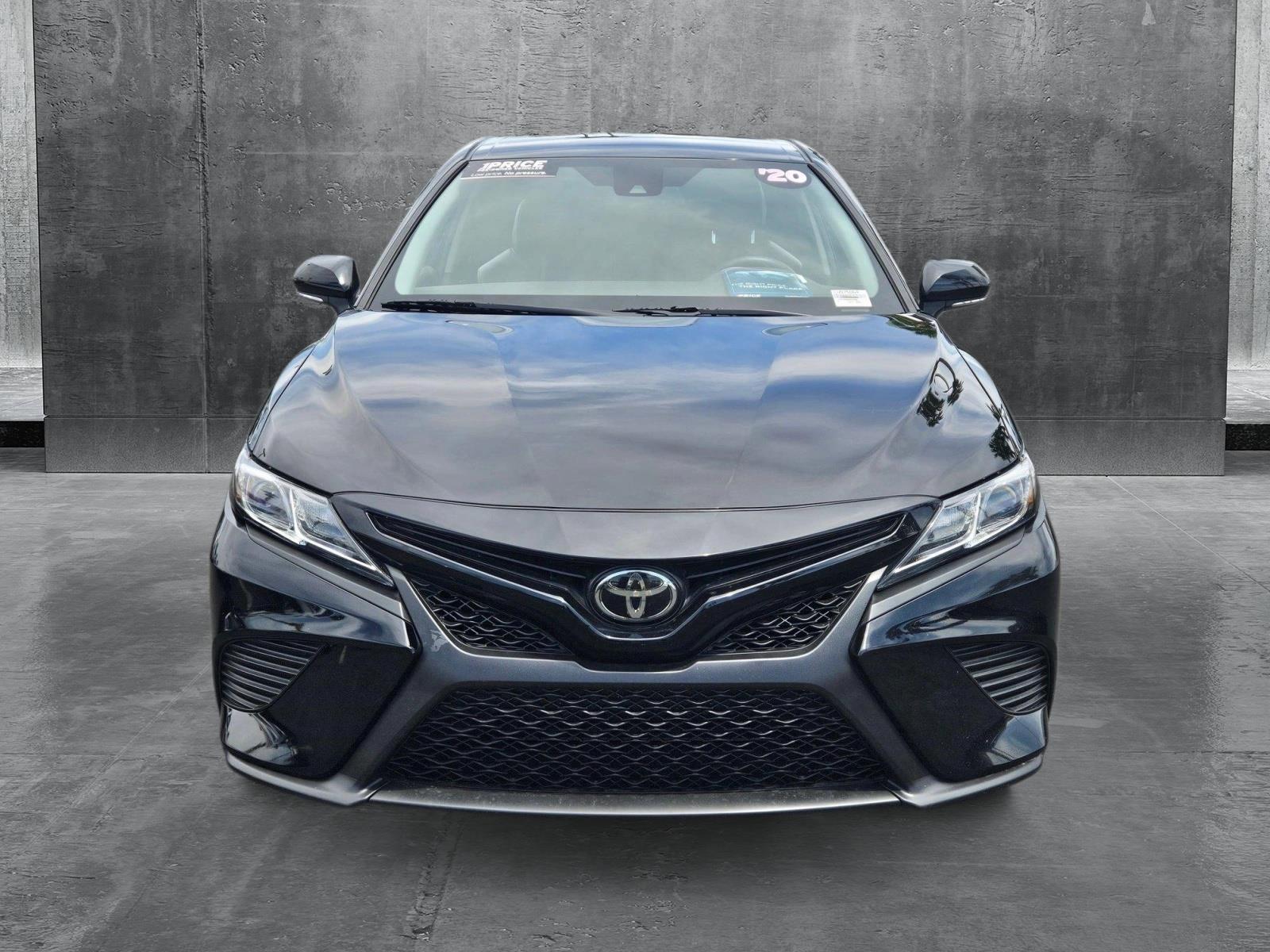 Used 2020 Toyota Camry SE with VIN 4T1M11AK4LU975064 for sale in Las Vegas, NV