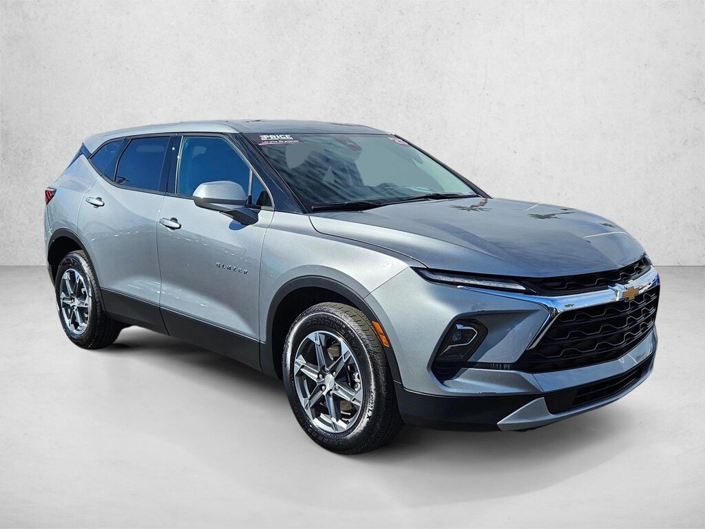 Used 2025 Chevrolet Blazer LT w/2LT SUV