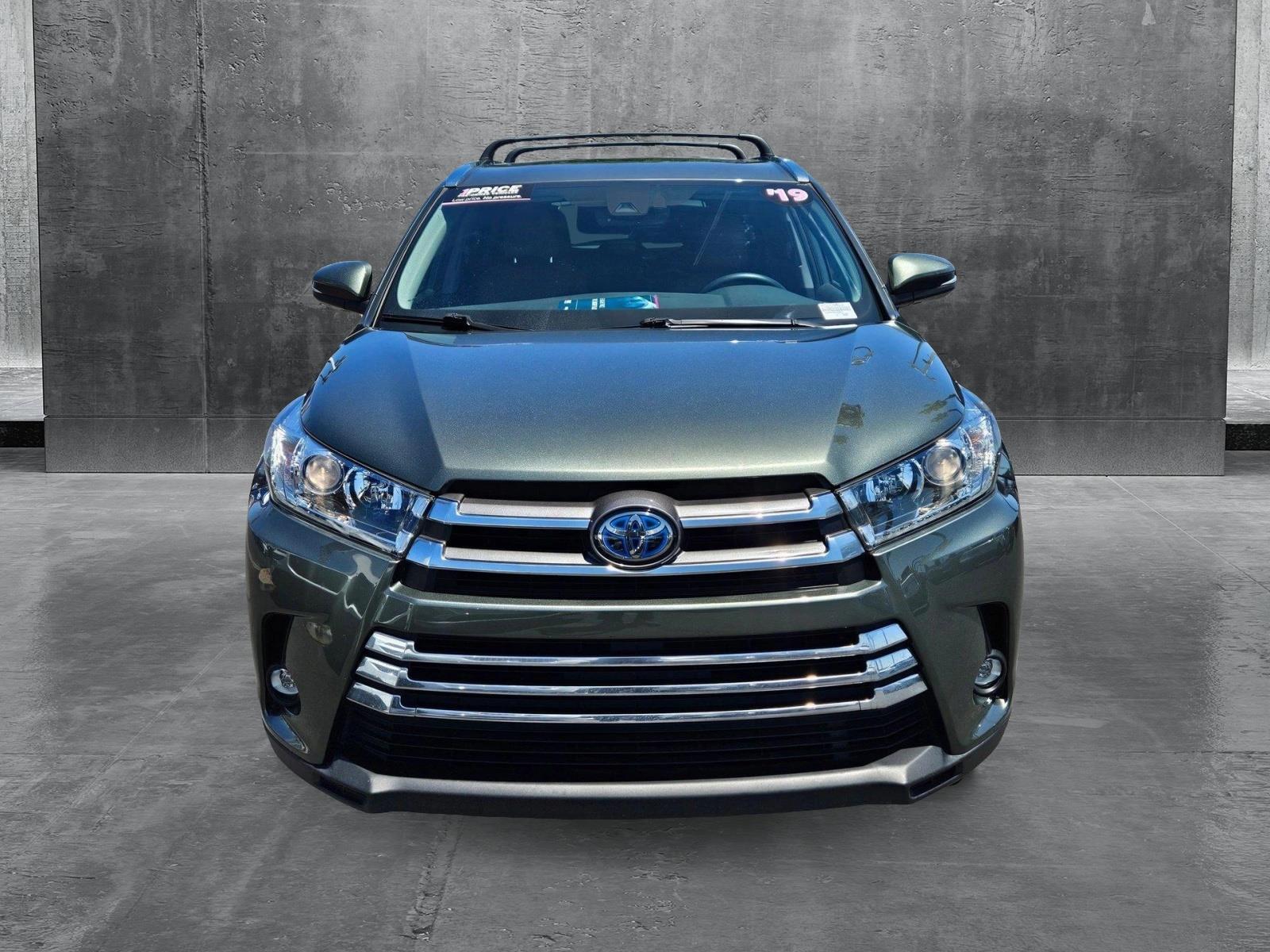 Used 2019 Toyota Highlander Limited with VIN 5TDDGRFH9KS059403 for sale in Las Vegas, NV