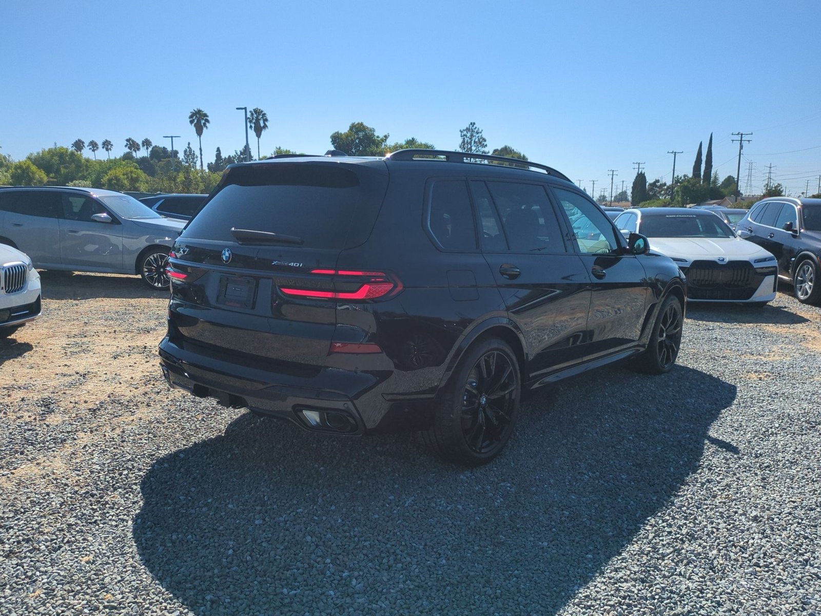 New 2027 BMW X7 xDrive40i SUV