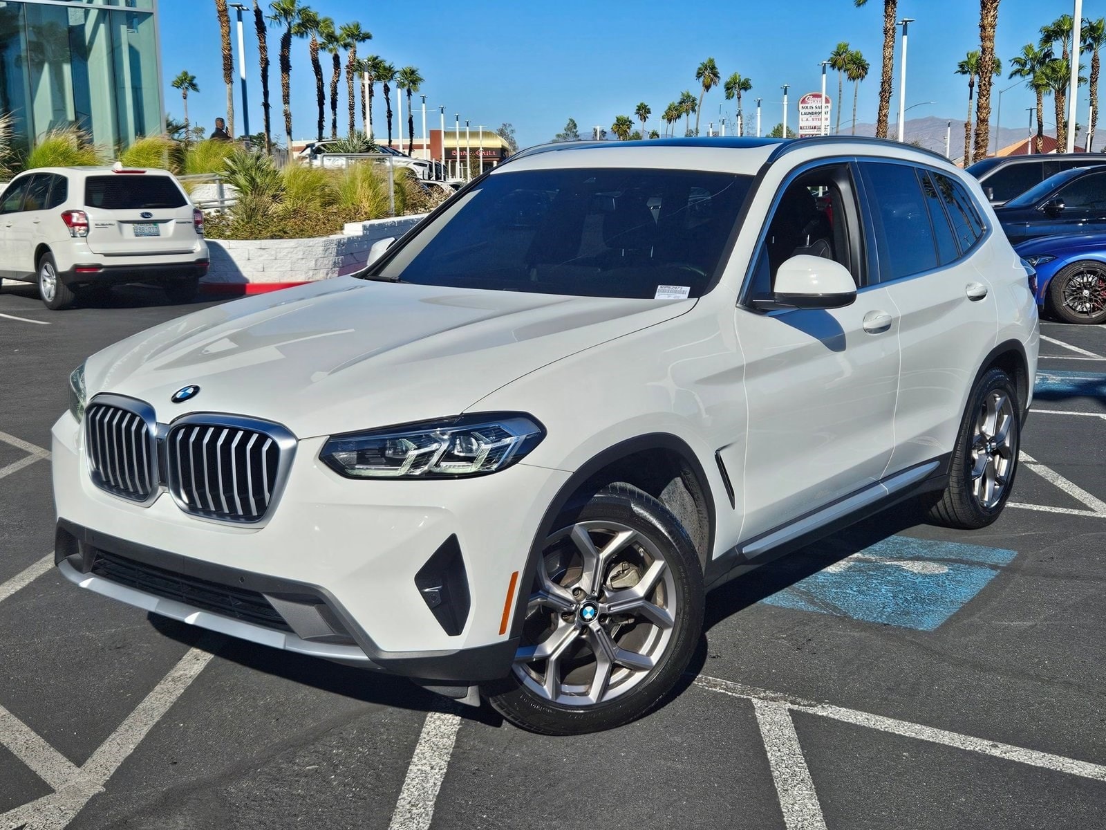 2022 BMW X3 30i's photo