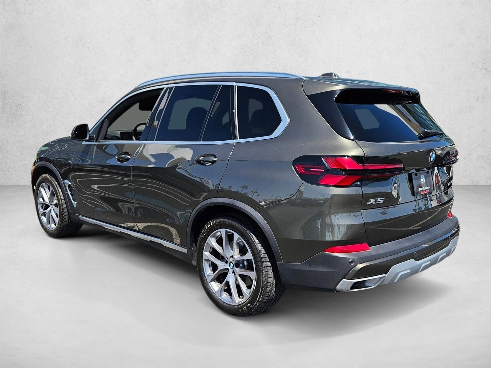 2025 BMW X5 40i - Photo 8