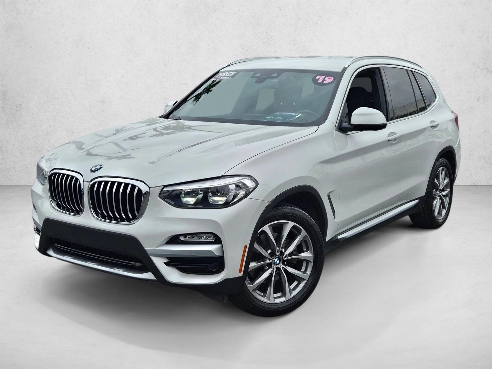 2019 BMW X3 30i's photo