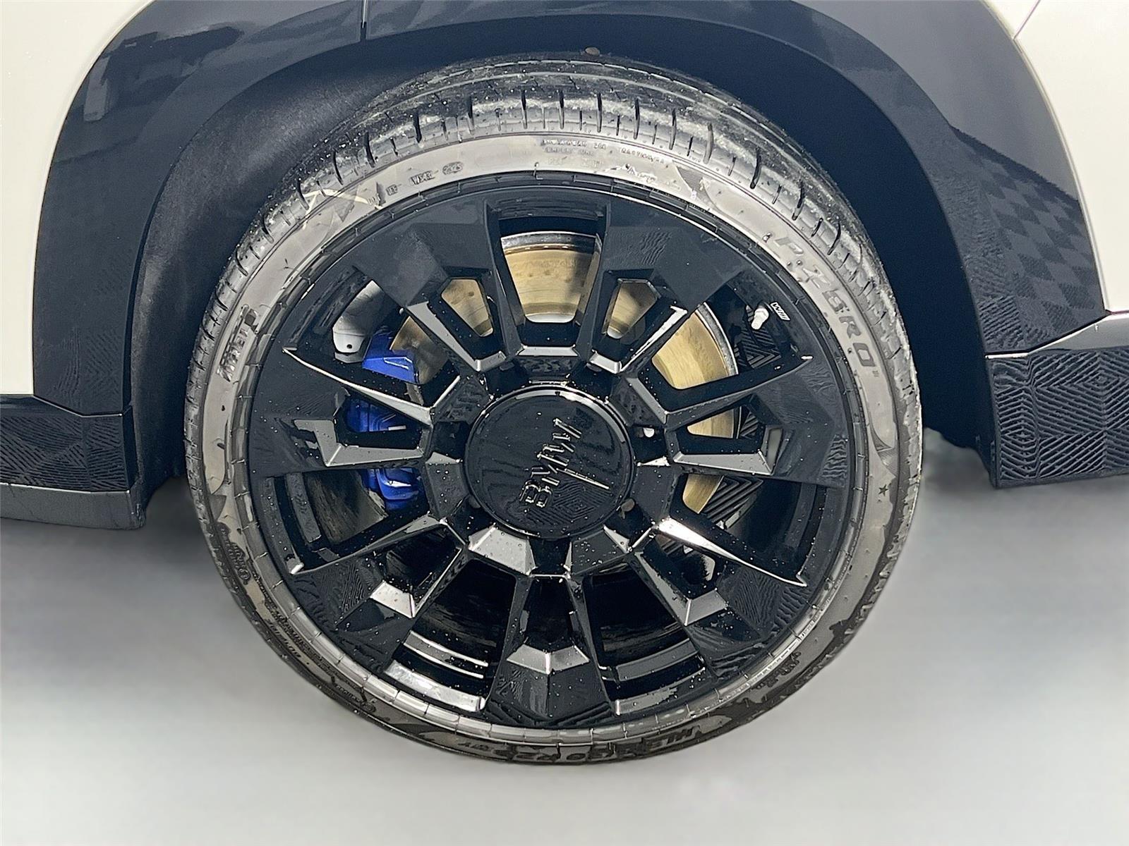 2026 BMW XM Base - Photo 32