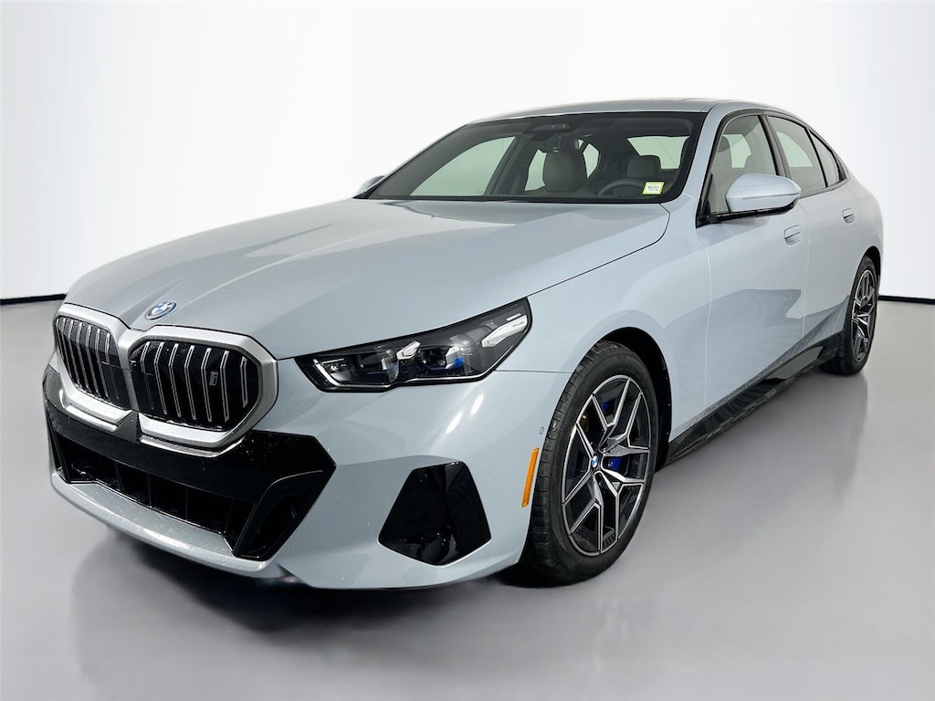 New 2026 BMW i5 xDrive40 Sedan