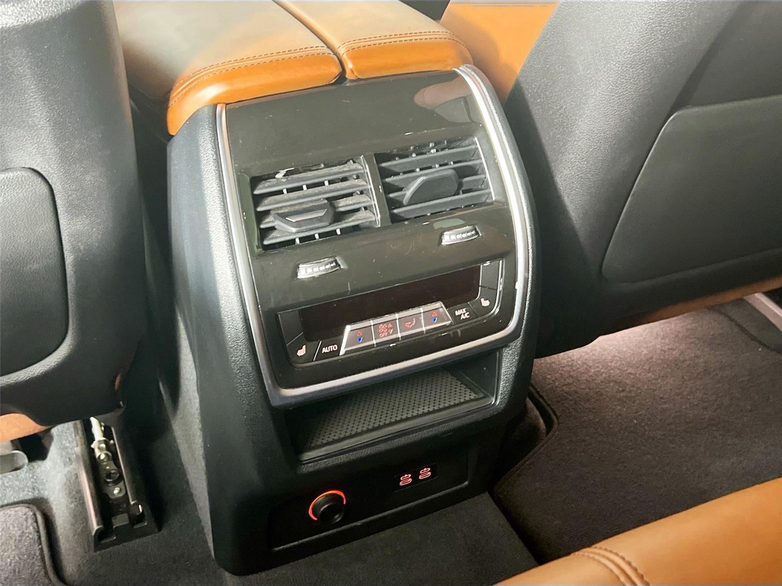2024 BMW X5 M60i - Photo 23