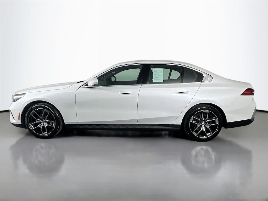 Used 2026 BMW 530i xDrive Sedan