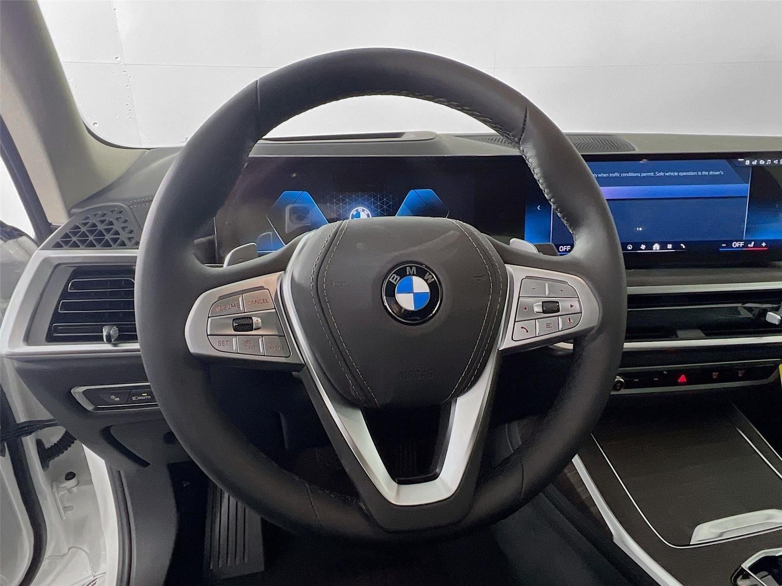 2025 BMW X7 40i - Photo 10
