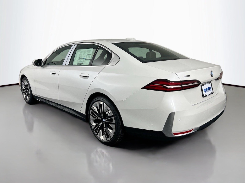 Used 2026 BMW 530i xDrive Sedan