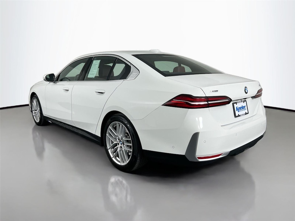Used 2025 BMW 530i xDrive Sedan