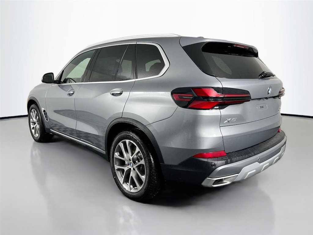 New 2026 BMW X5 xDrive40i SUV