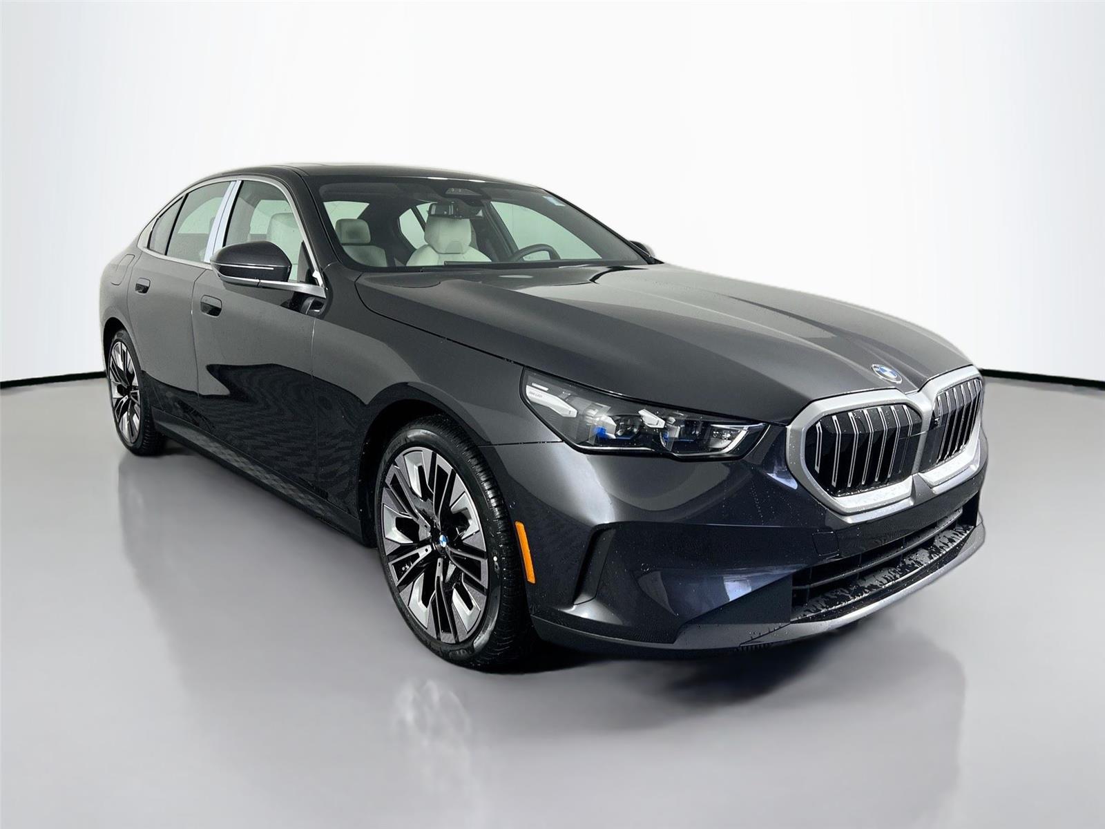 2026 BMW 5 Series 530i - Photo 8