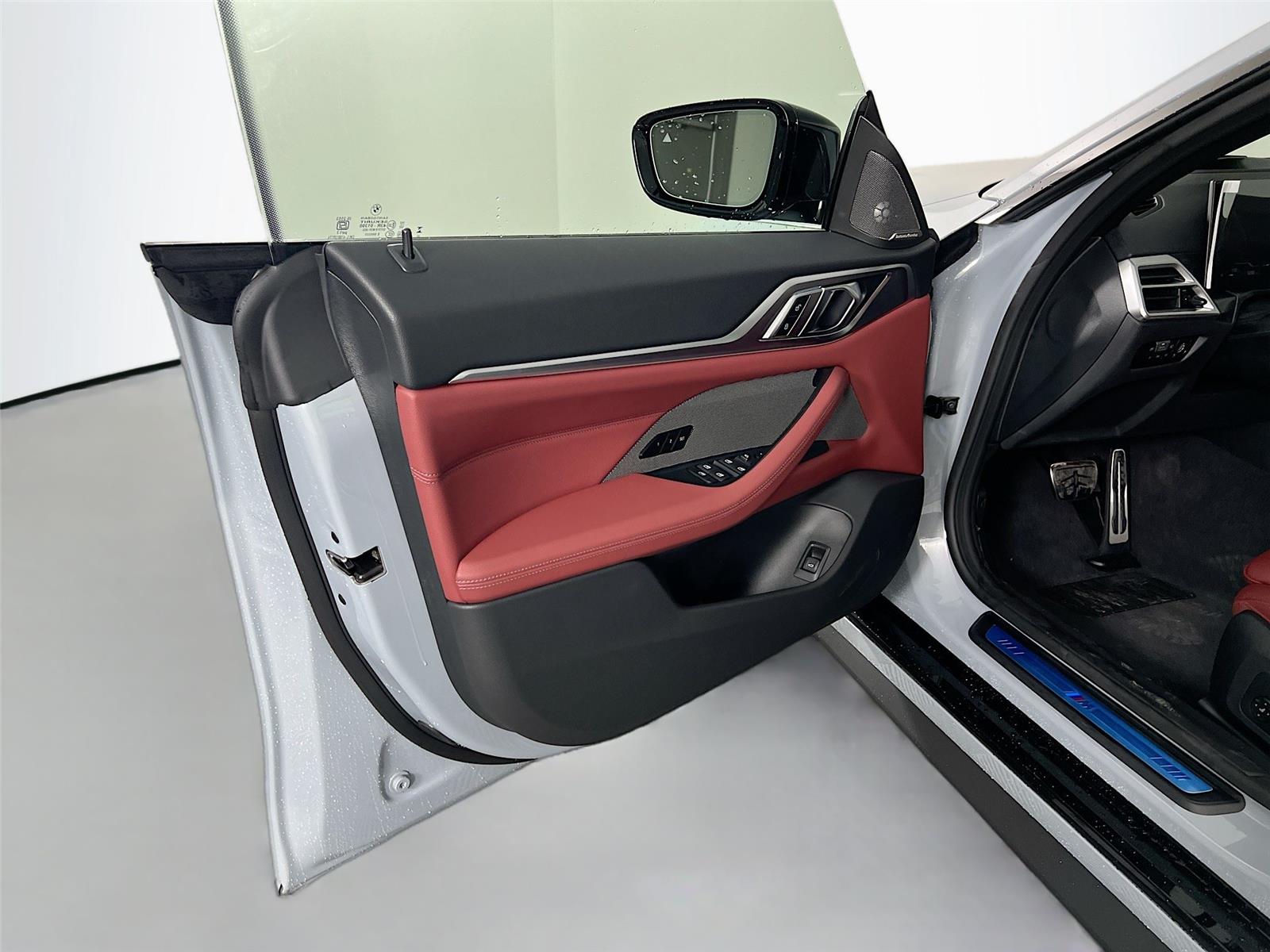 2026 BMW 4 Series 430i - Photo 16