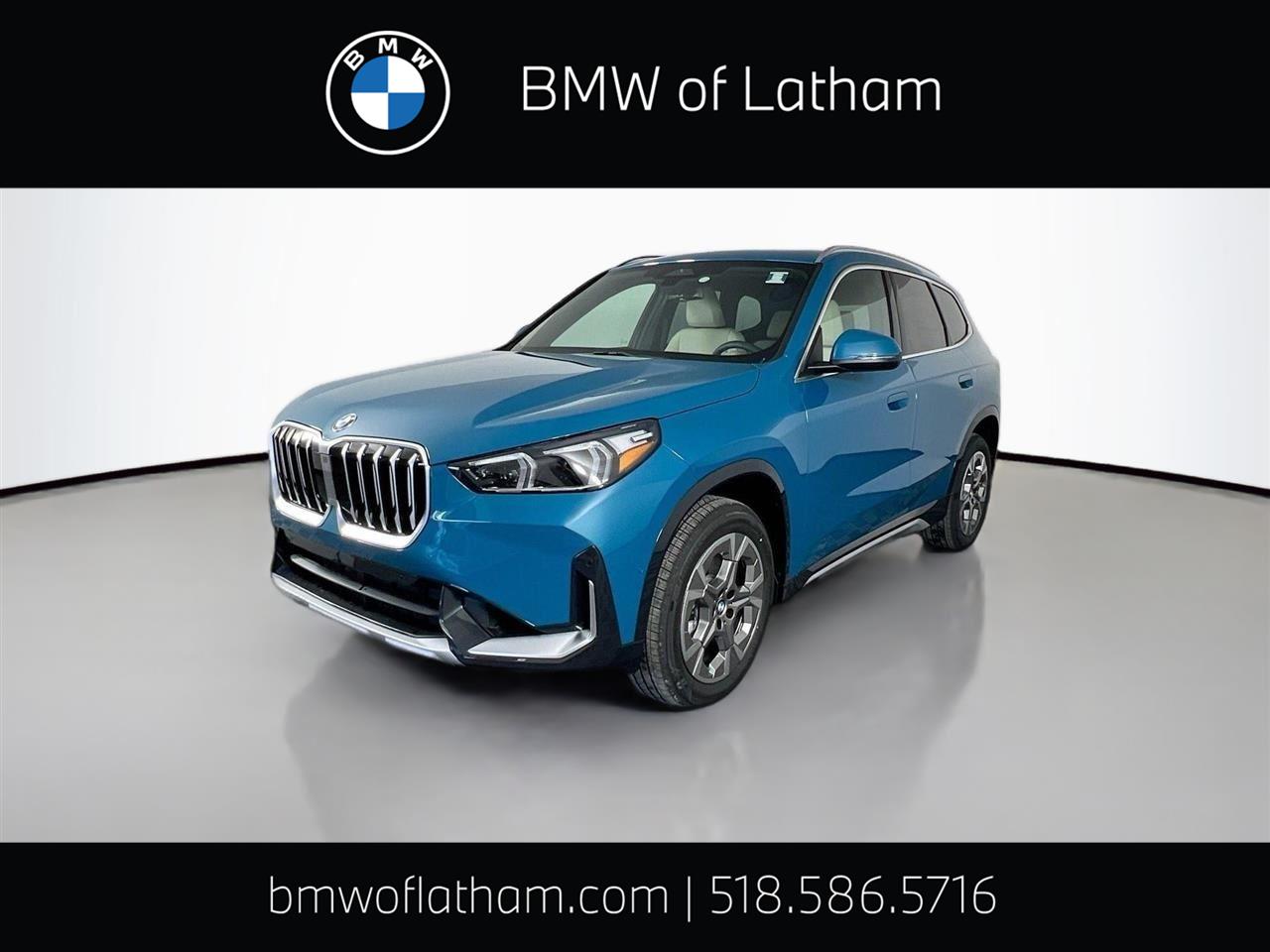 2025 BMW X1 28i's photo