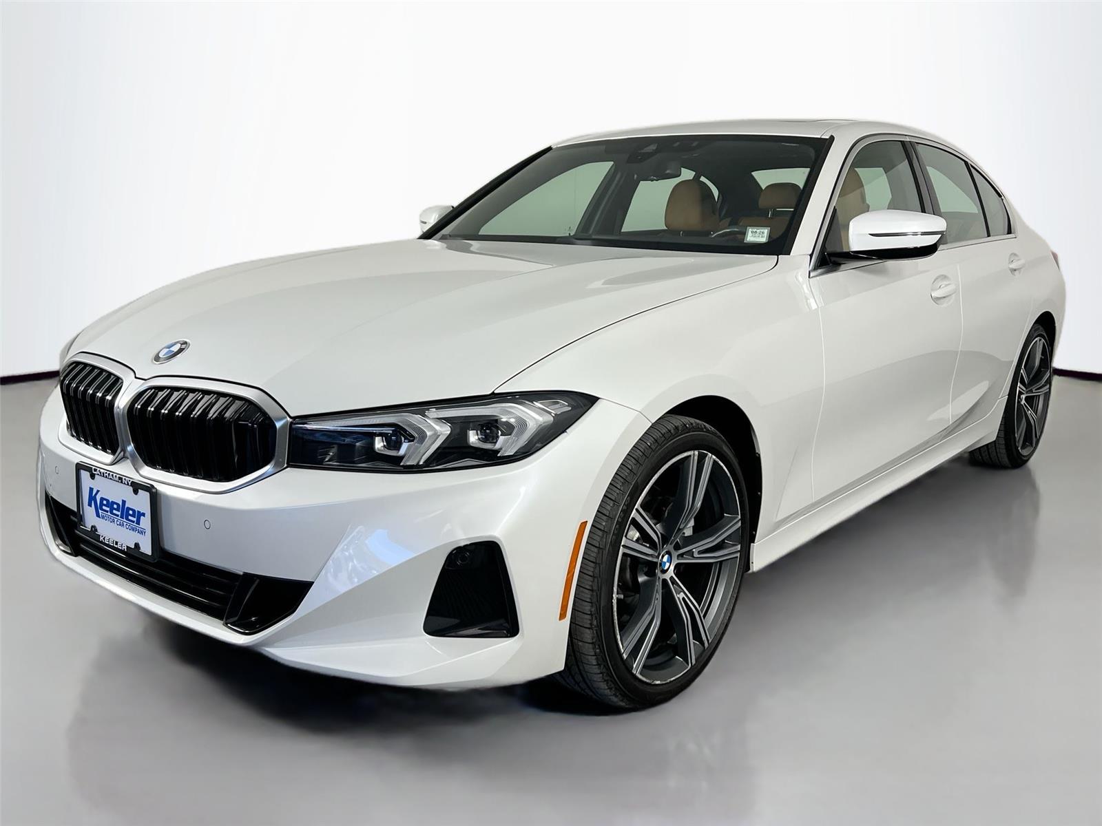 2024 Bmw 330i xDrive photo 2