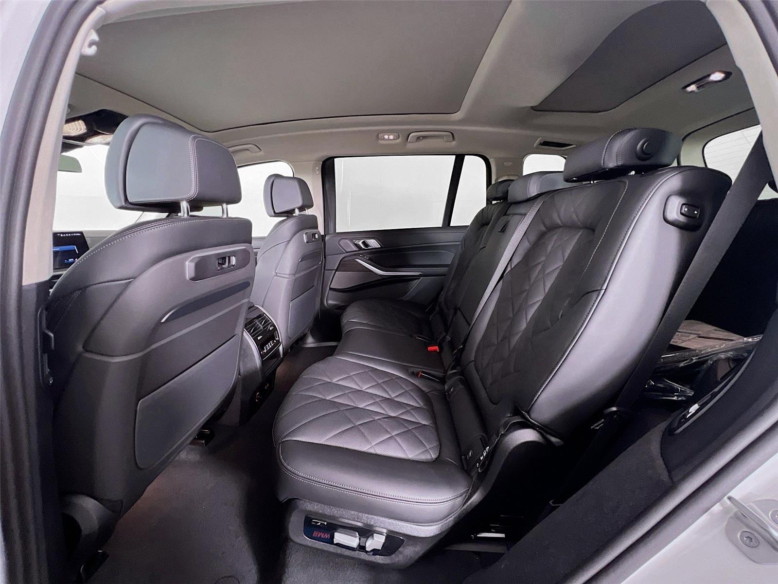 2025 BMW X7 40i - Photo 20