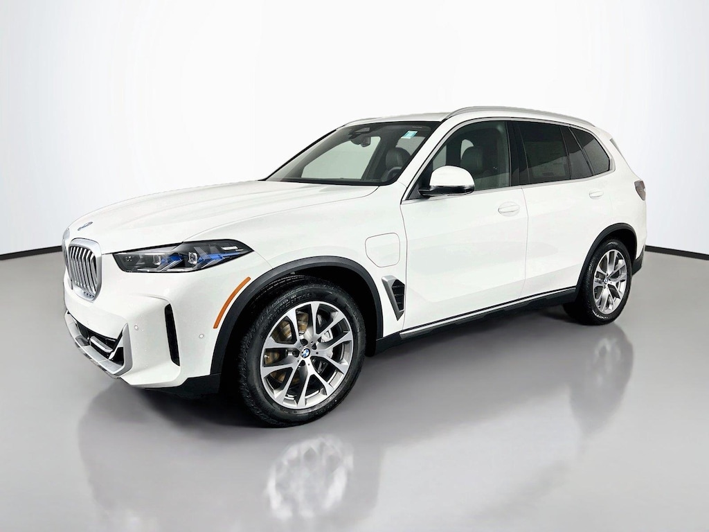 New 2026 BMW X5 PHEV xDrive50e SUV