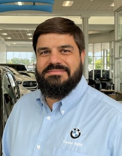 Staff member Marcus Santos from f9f40fcb8b0d