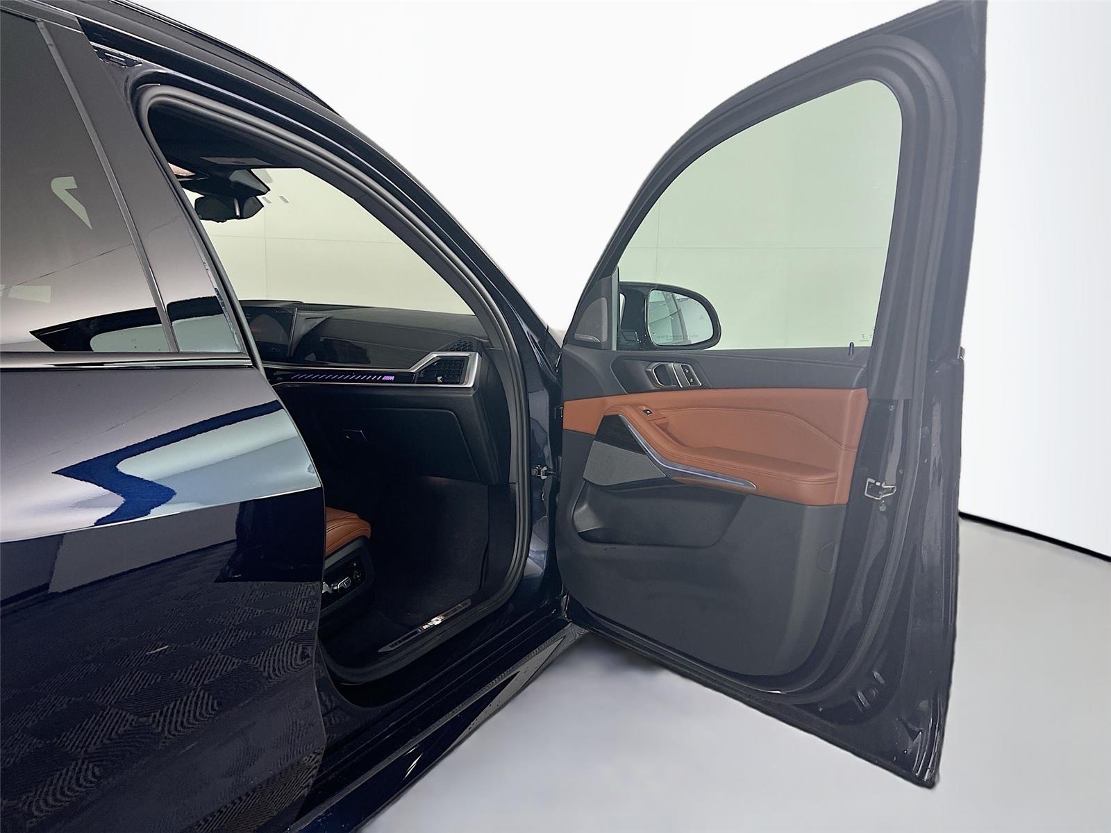 2024 BMW X5 M60i - Photo 27