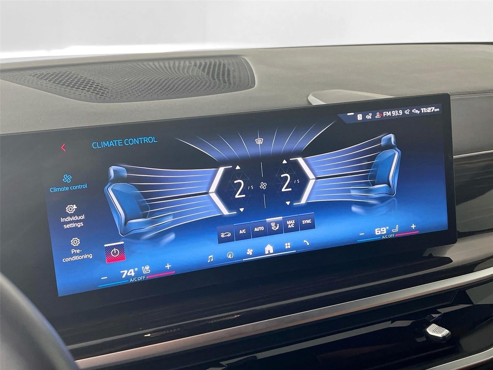 2024 BMW X5 M60i - Photo 15