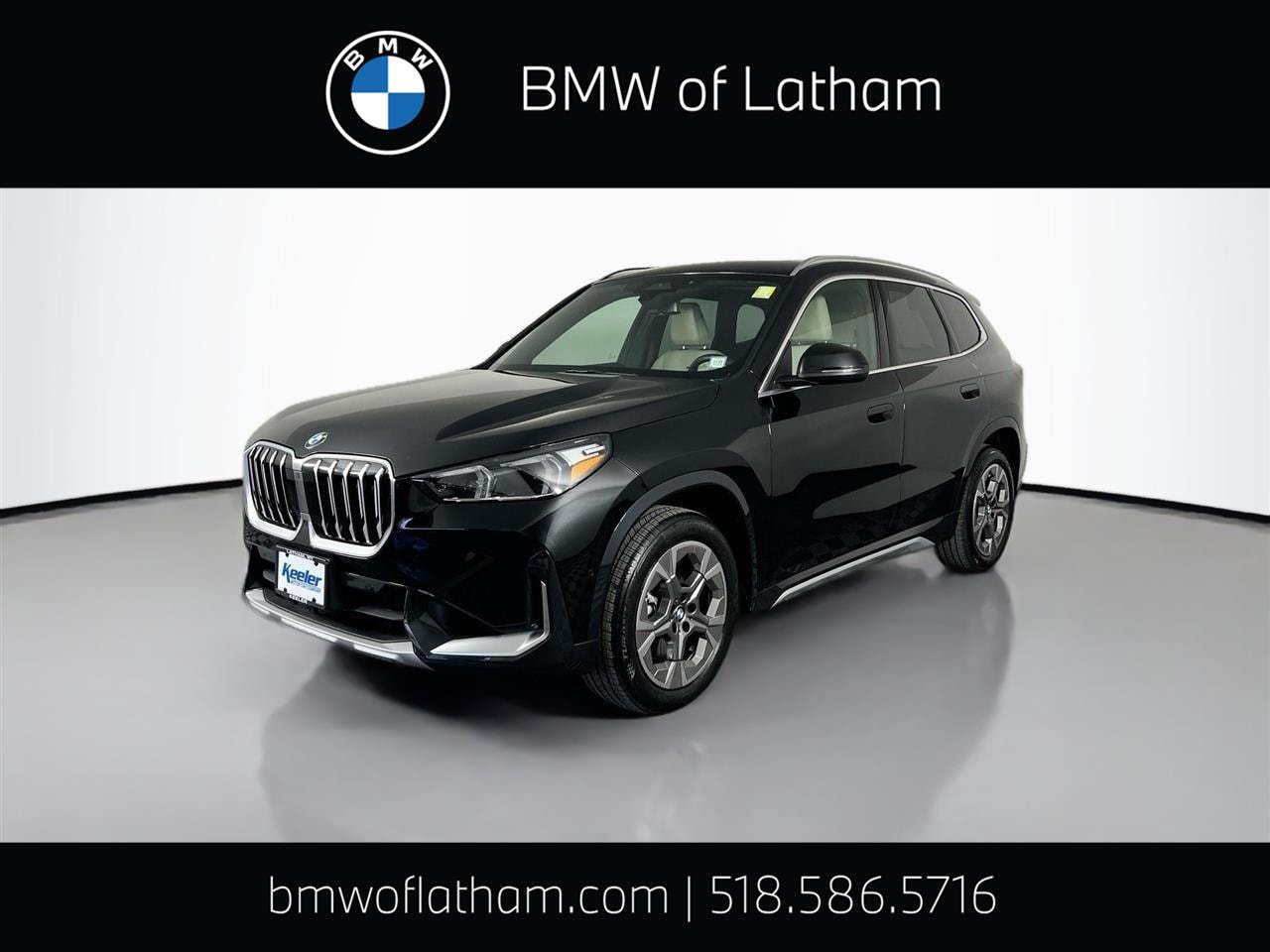 2025 BMW X1 28i's photo