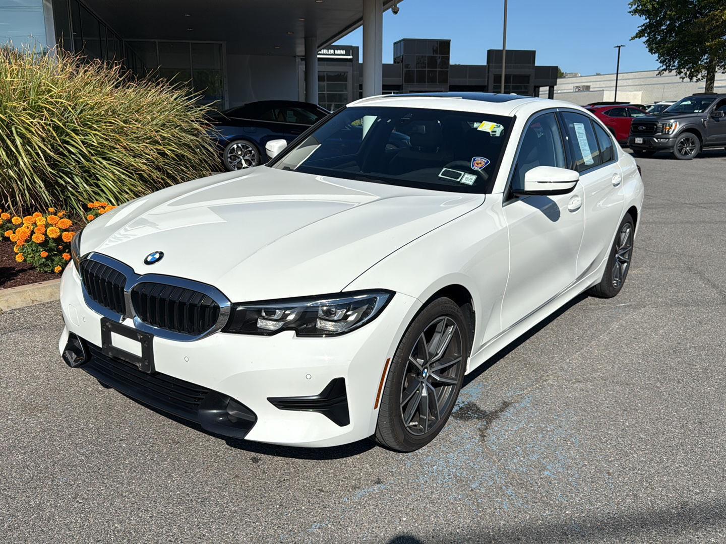 2020 Bmw 330i xDrive photo 2