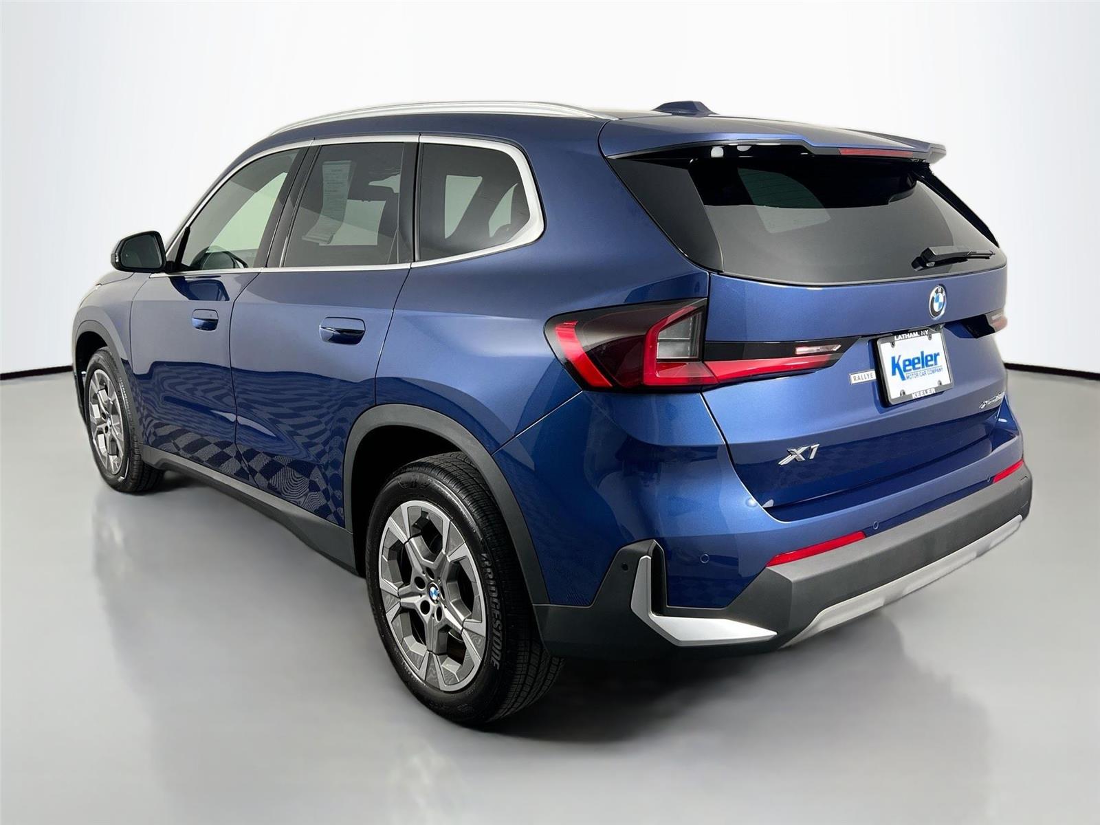 2023 Bmw X1 XDrive28i photo 4