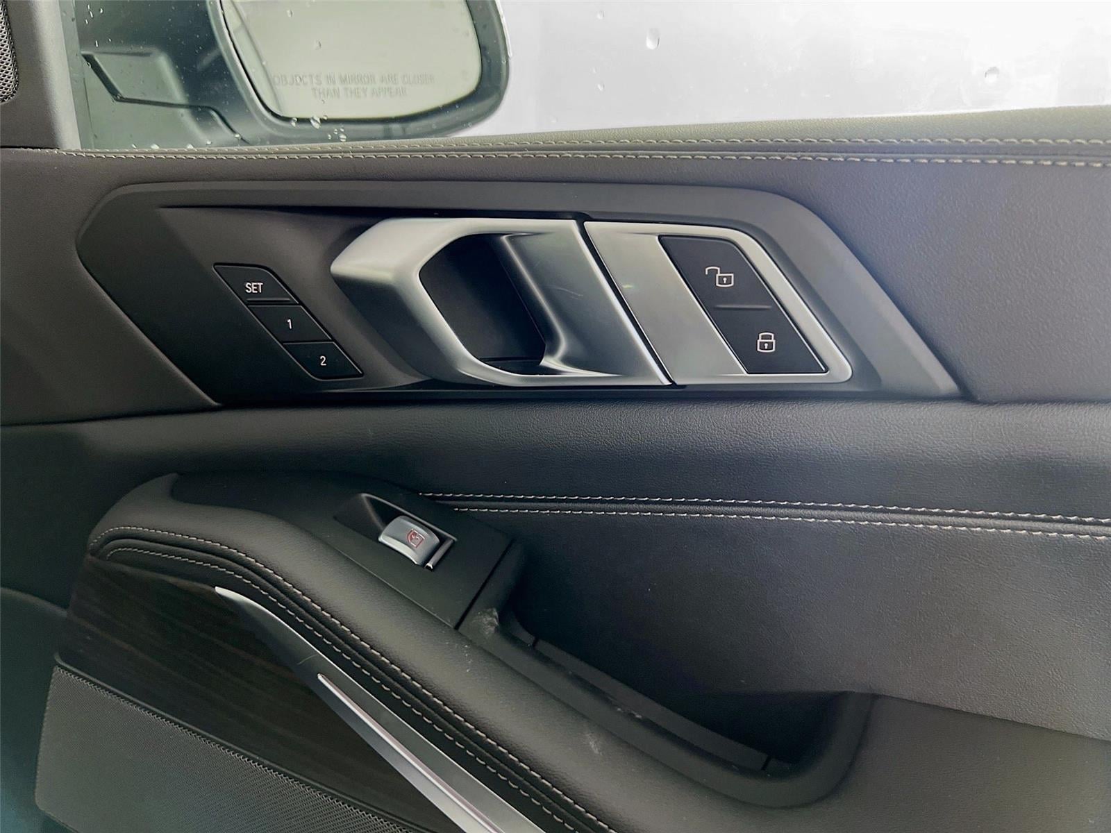2025 BMW X7 40i - Photo 26