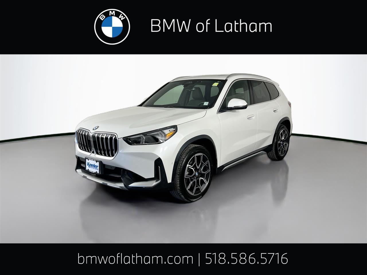 2025 BMW X1 28i's photo