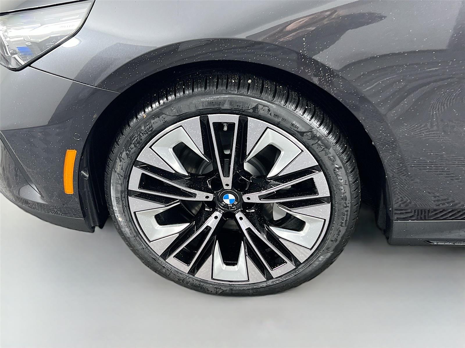 2026 BMW 5 Series 530i - Photo 30