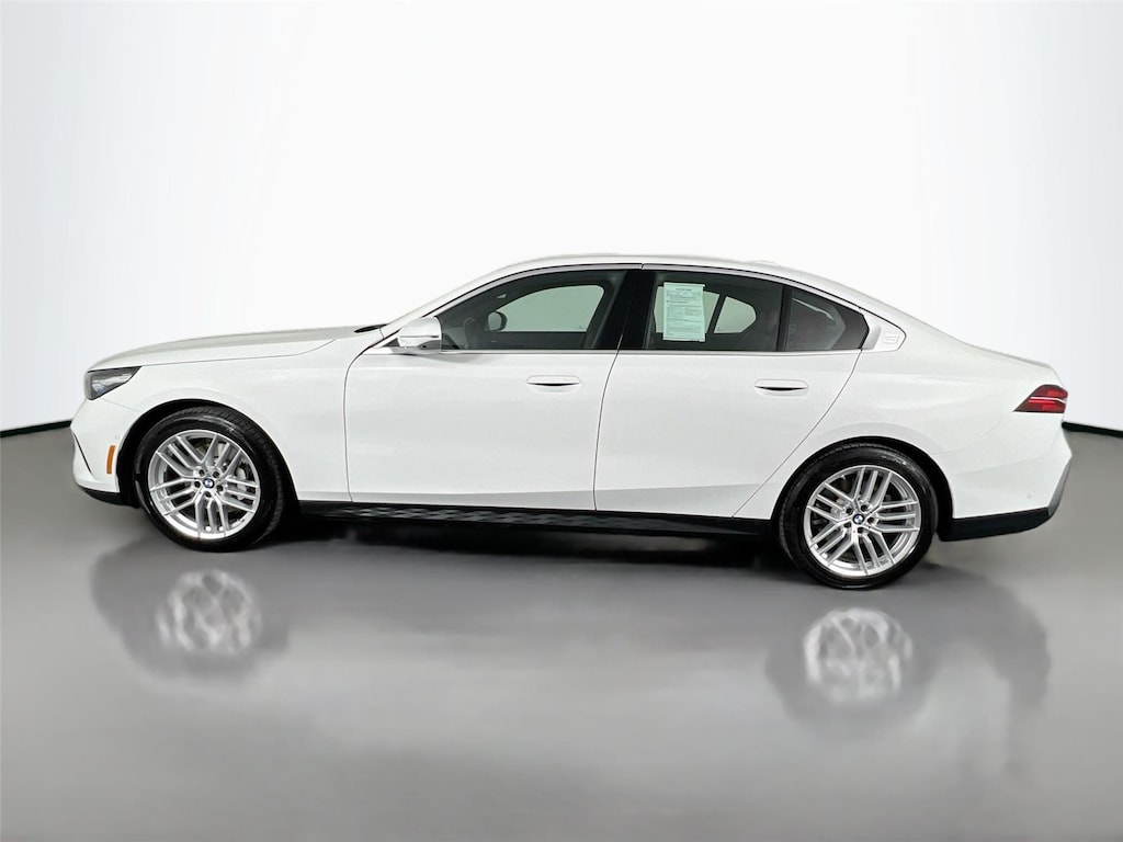 Used 2025 BMW 530i xDrive Sedan