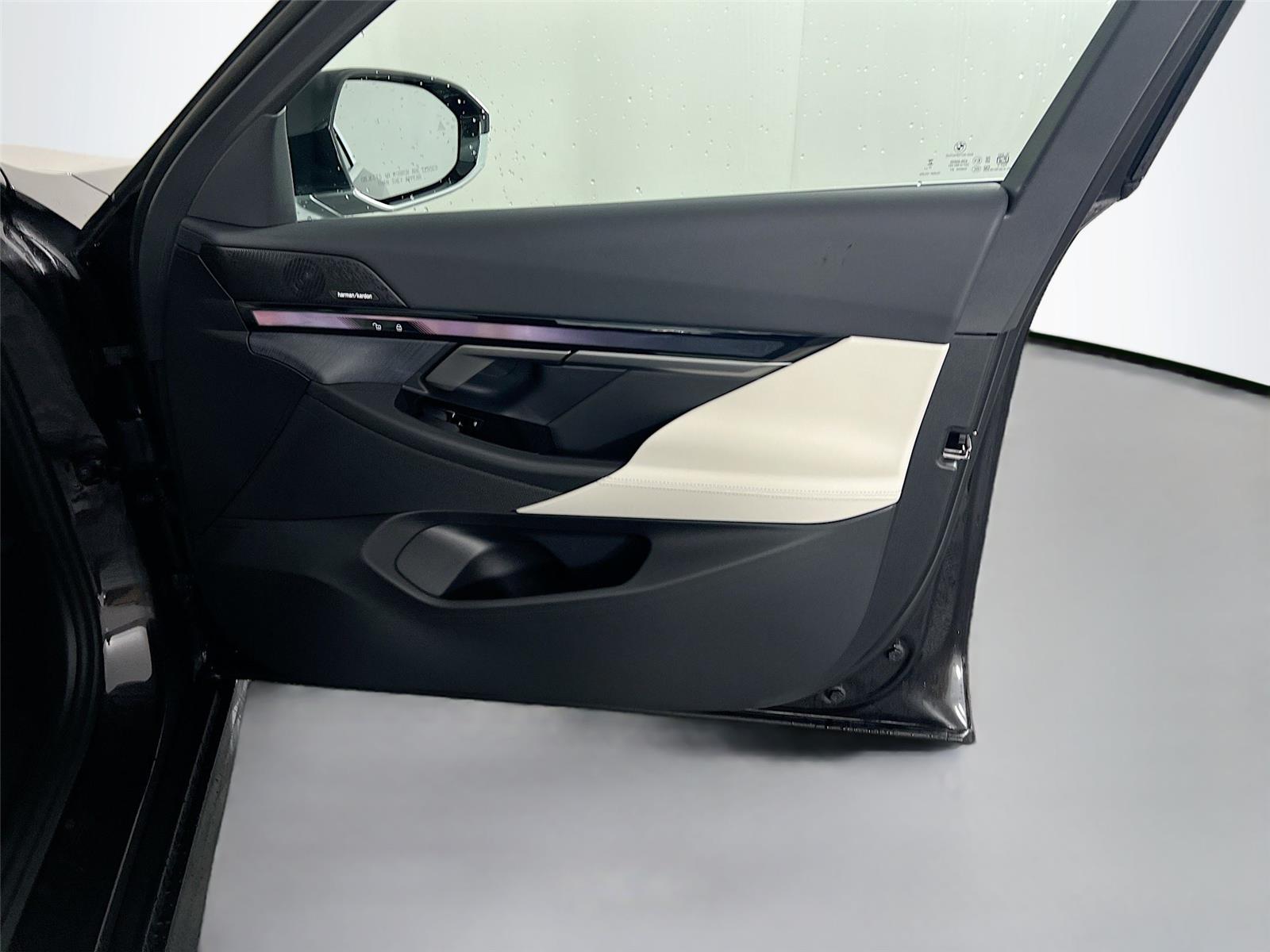 2026 BMW 5 Series 530i - Photo 28