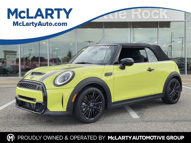 2024 MINI Convertible Cooper S's photo